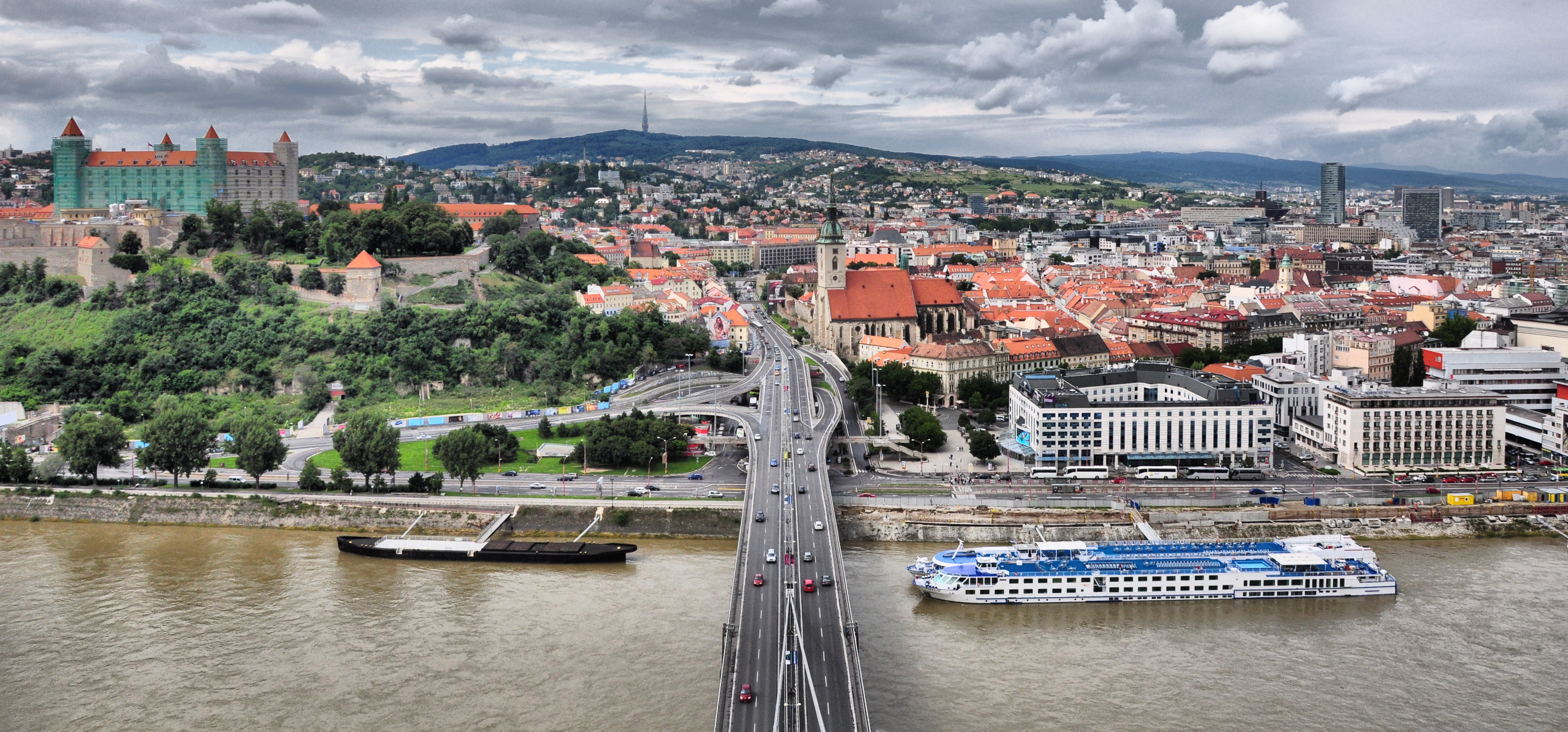 Bratislava_Old_Town_(3706932185)